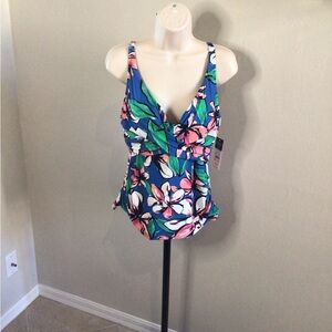 NWT Catalina Women's Tankini Bikini Swimsuit Top and bottom size medium